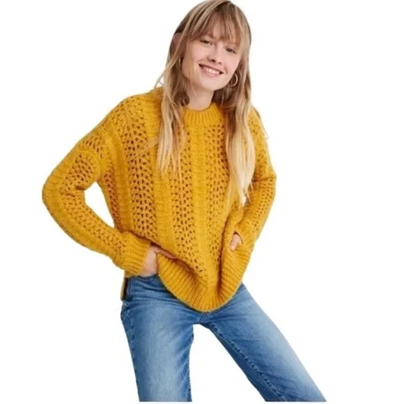 Madewell Chunky Knit Sweater In Mustard Yellow With Textured Crewneck - Picture 3 of 7